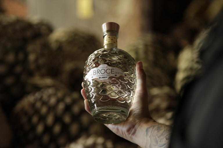 Producto final, Botella de Broce Tequila